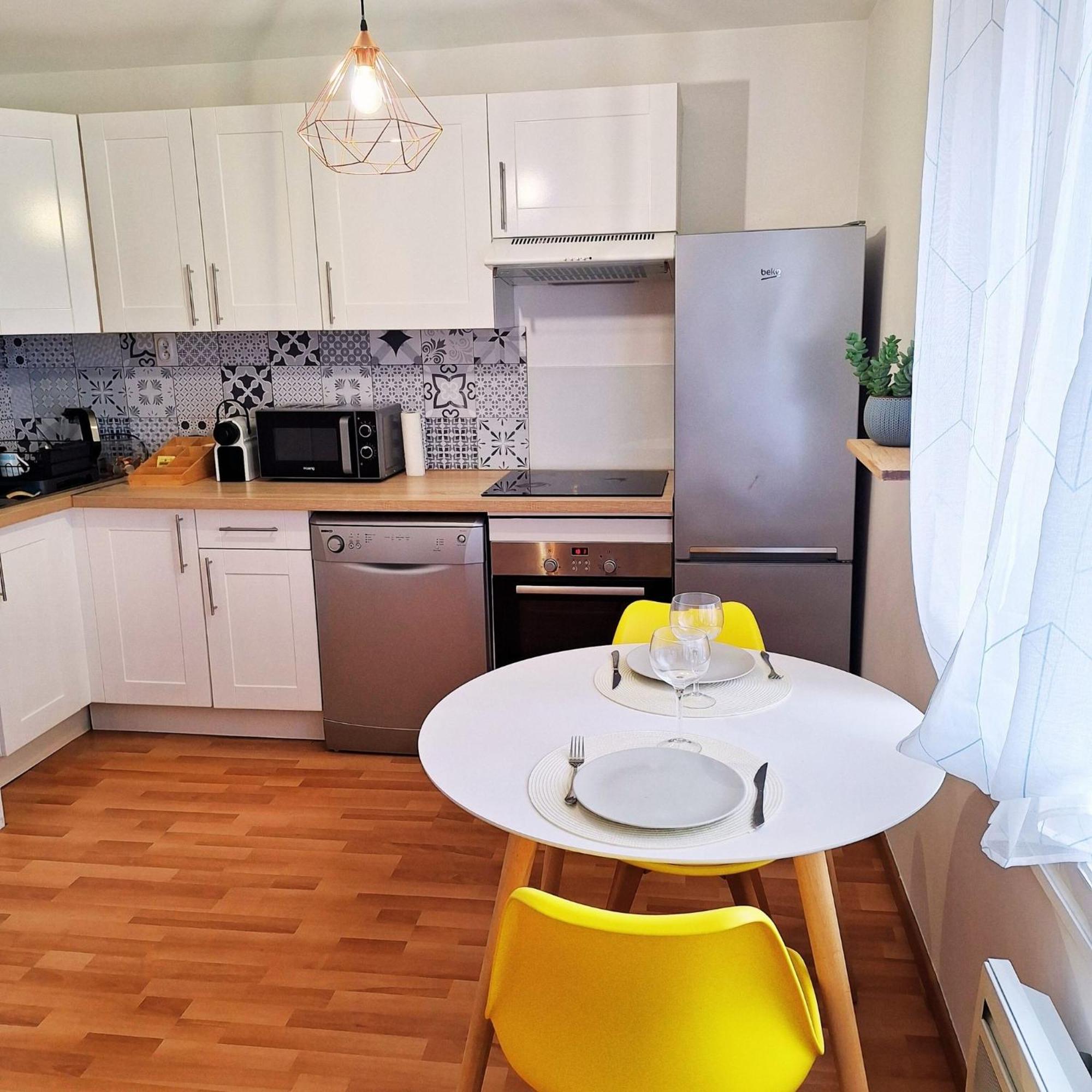 Le Fatsia - Rennes Gare T2 Apartment Luaran gambar
